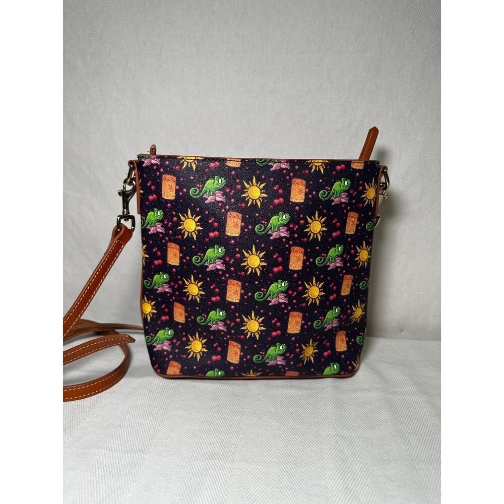 Dooney & Bourke Disney Tangled Rapunzel Pascal Purple Crossbody Purse Bag EUC - Picture 4 of 9